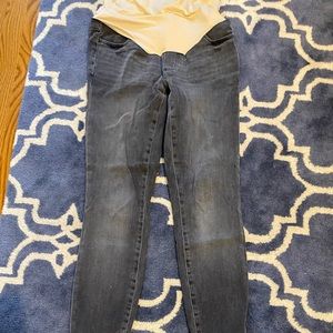 Size 2 Maternity gray-black skinny jeans